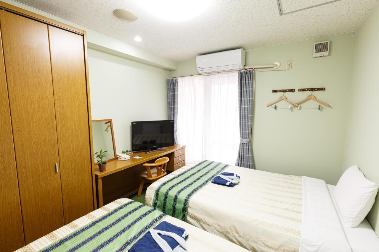 Hotel Peace Land Kume Наха Екстериор снимка