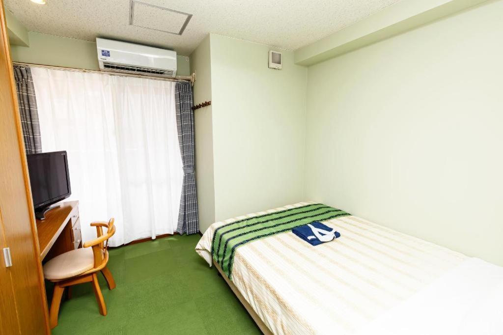 Hotel Peace Land Kume Наха Екстериор снимка