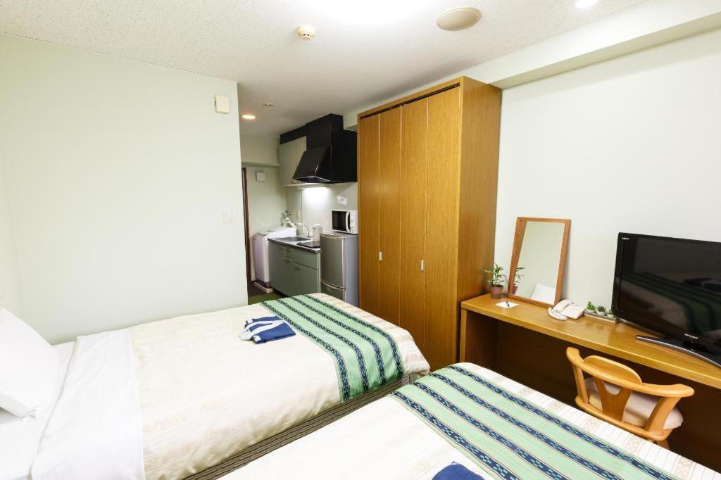 Hotel Peace Land Kume Наха Екстериор снимка