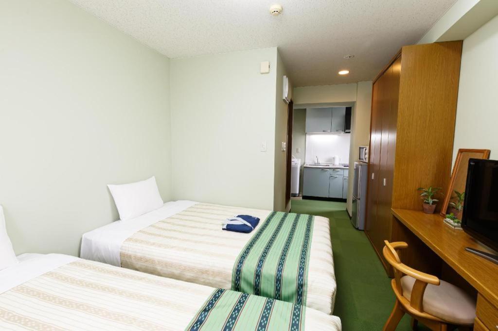 Hotel Peace Land Kume Наха Екстериор снимка